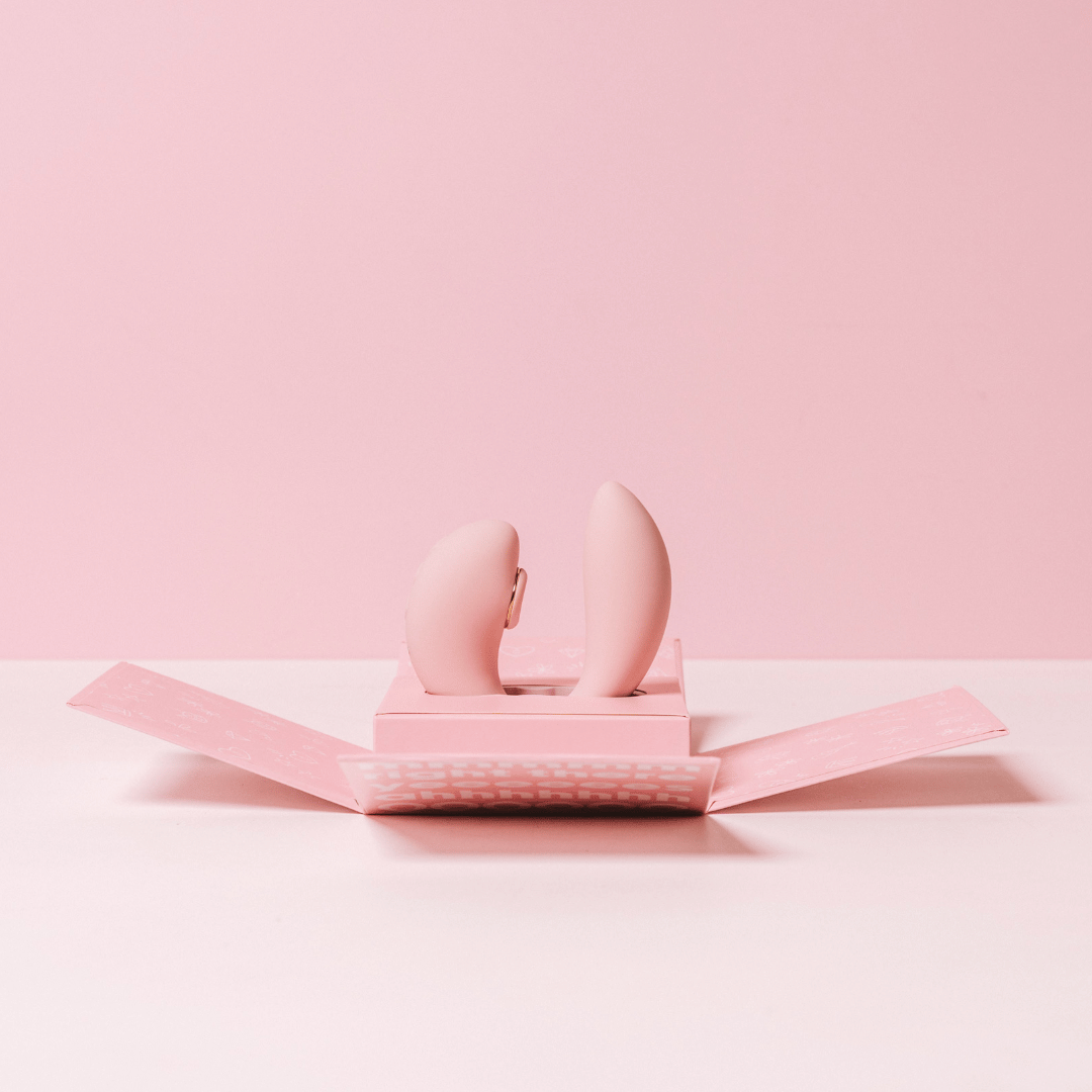 Girls Get Off | Tiff