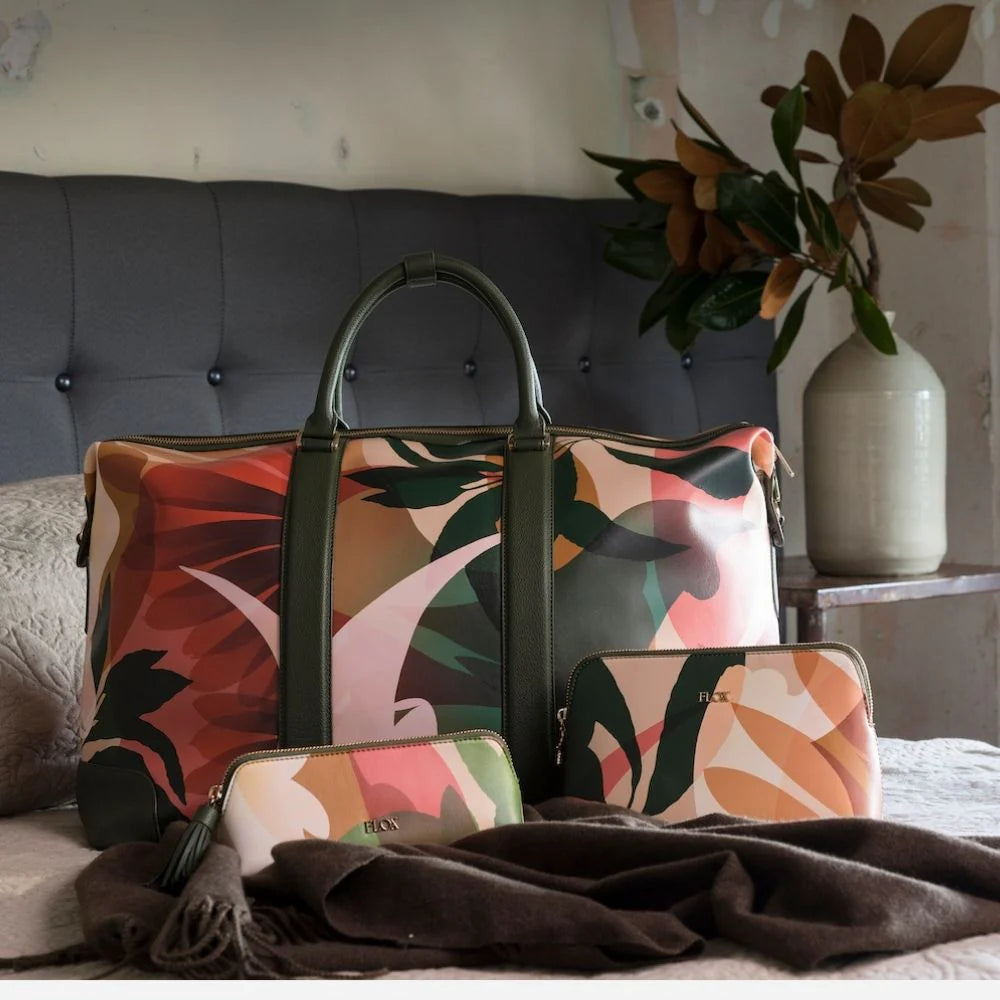 FLOX | Cosmetic Case | Whenua | Medium