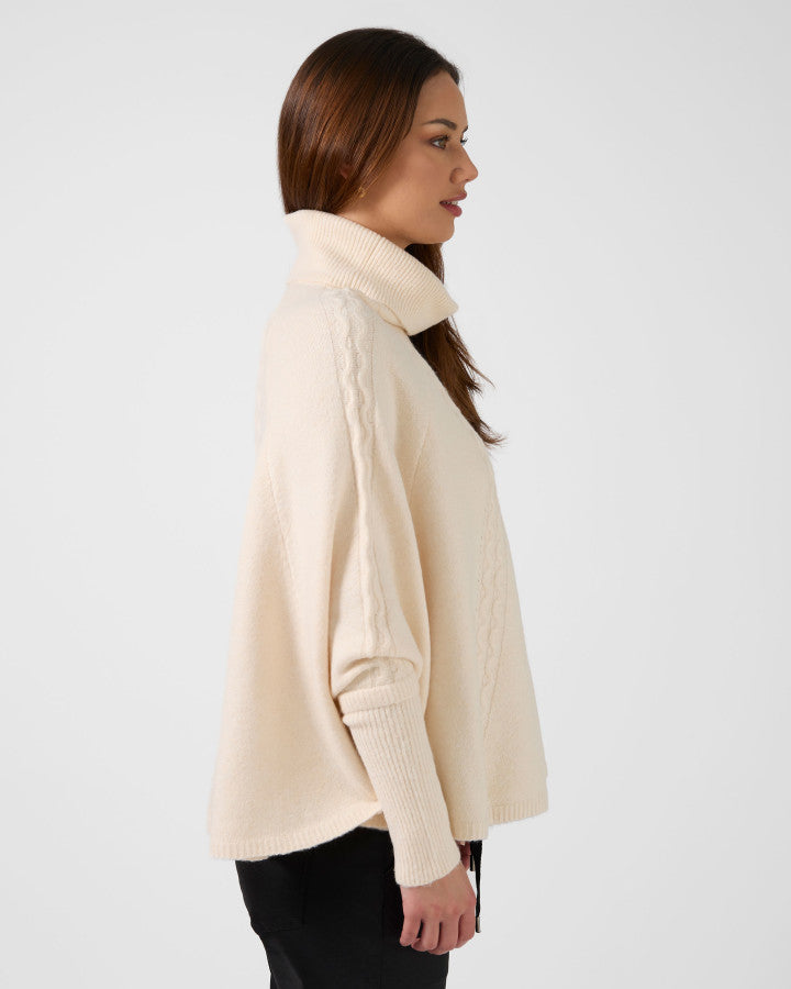 Stella + Gemma | Poncho | Milk