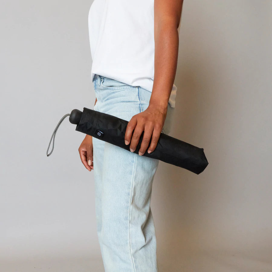 Blunt | Metro | Black